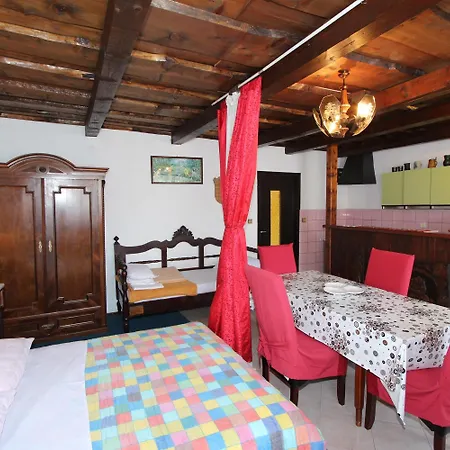Apartment Sebal *